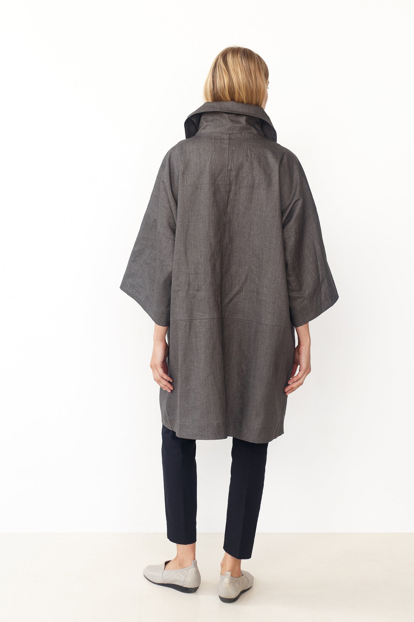 Long Coated Linen Rain Jacket LYJA graphite grey