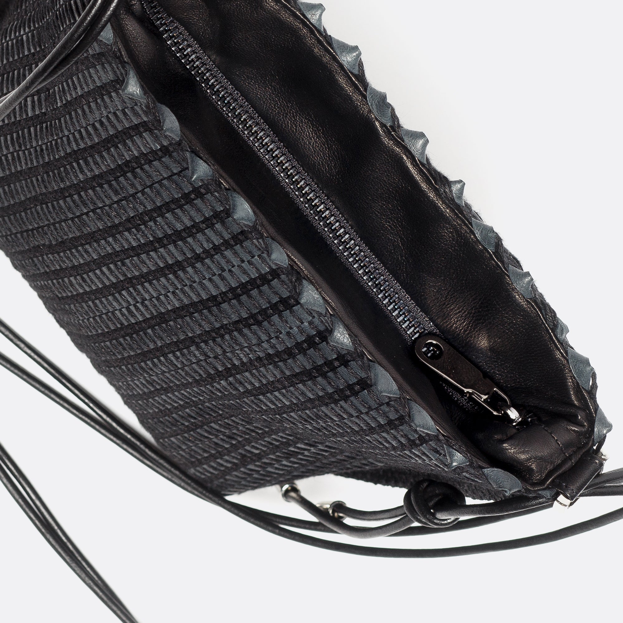 Handwoven Bag AUSTĖ #36 black leather and linen